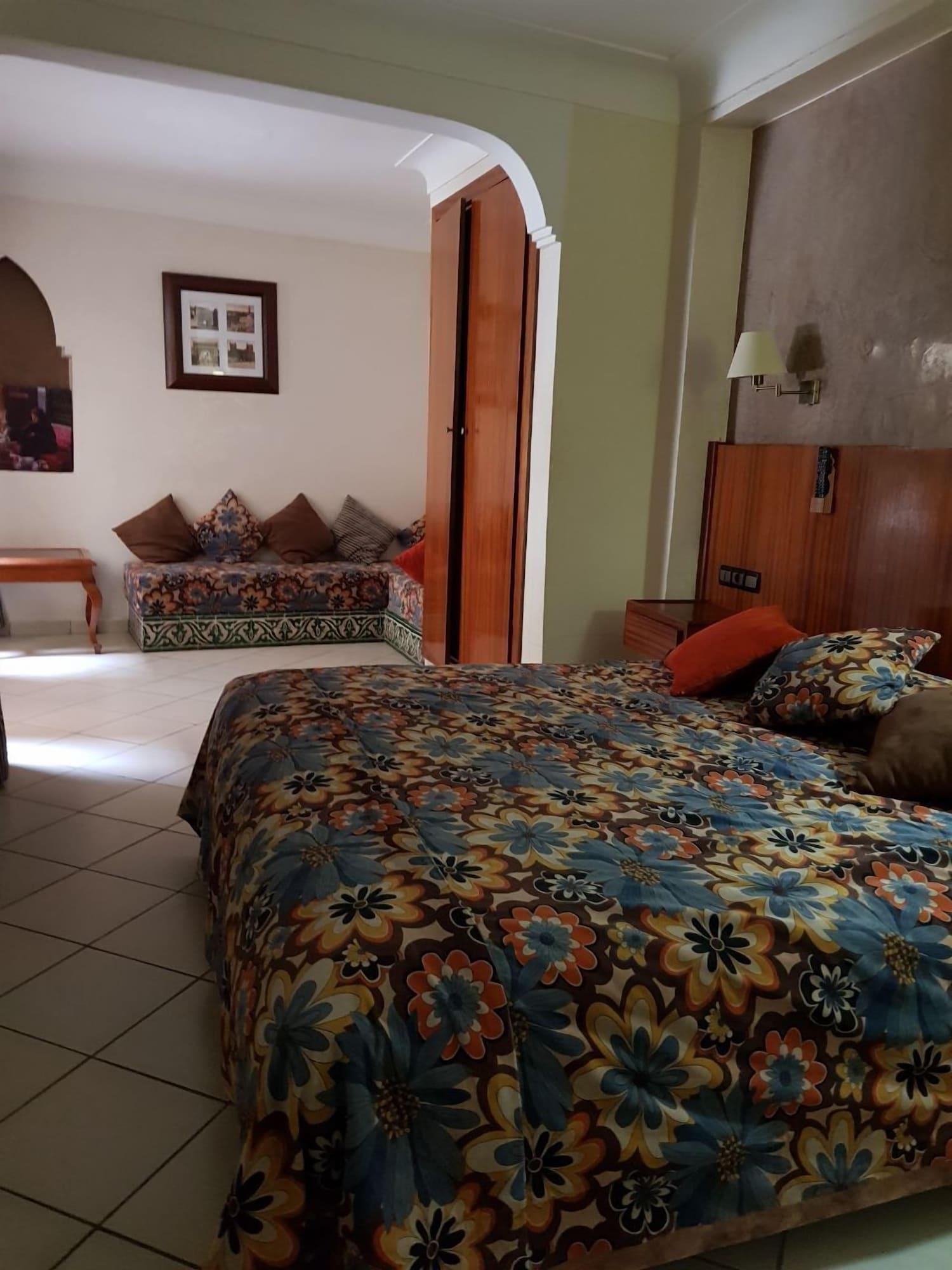Hotel Ali 2*